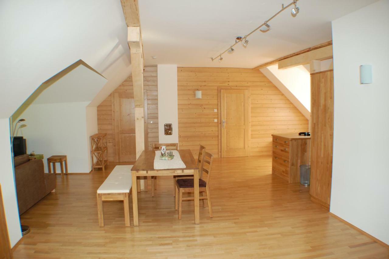 Urlaub Am Zechnerhof Apartment Strassburg Ngoại thất bức ảnh